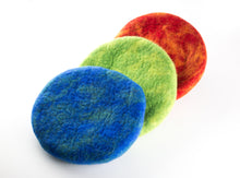 Load image into Gallery viewer, Frisbee&#39; Disc
